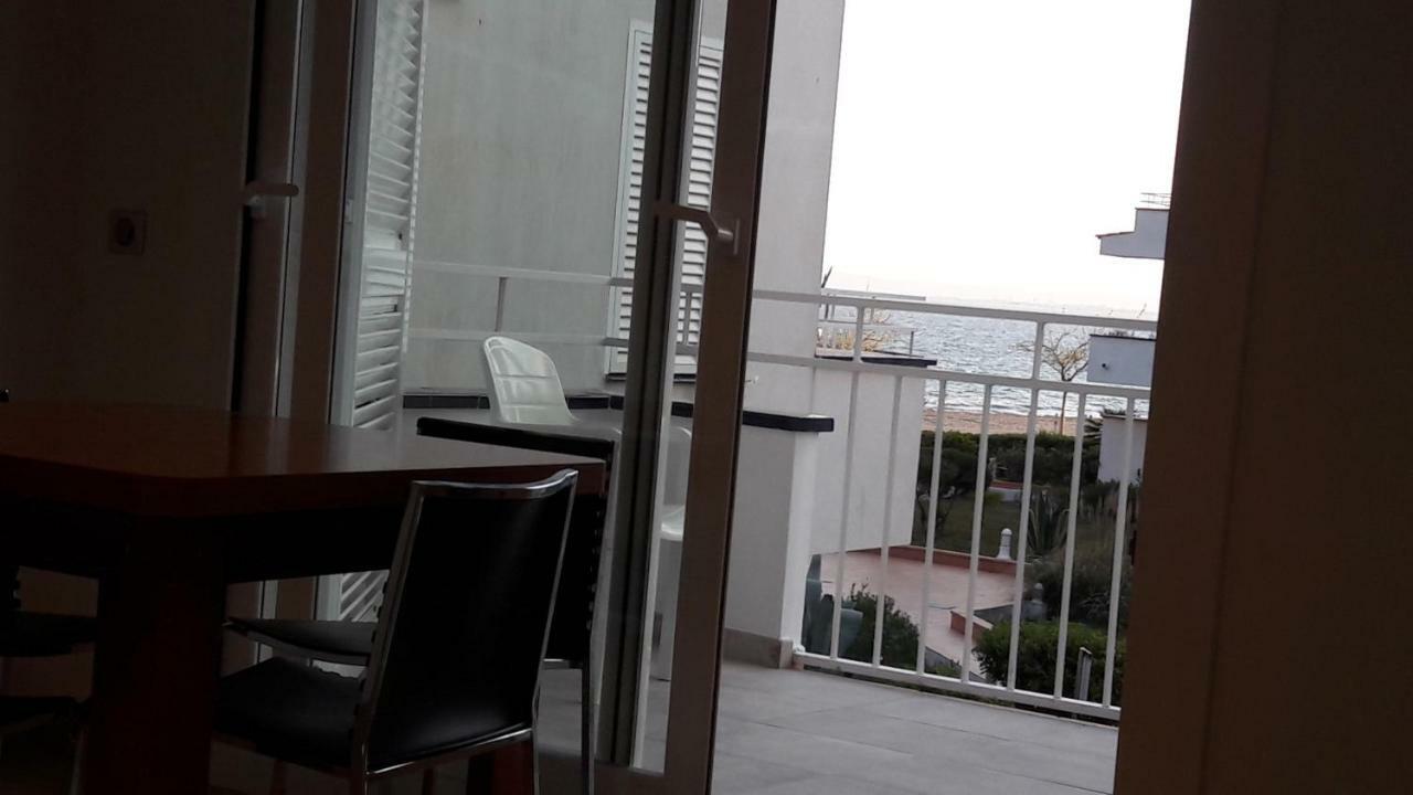 Residencia Platja De Roses Apartment Exterior foto