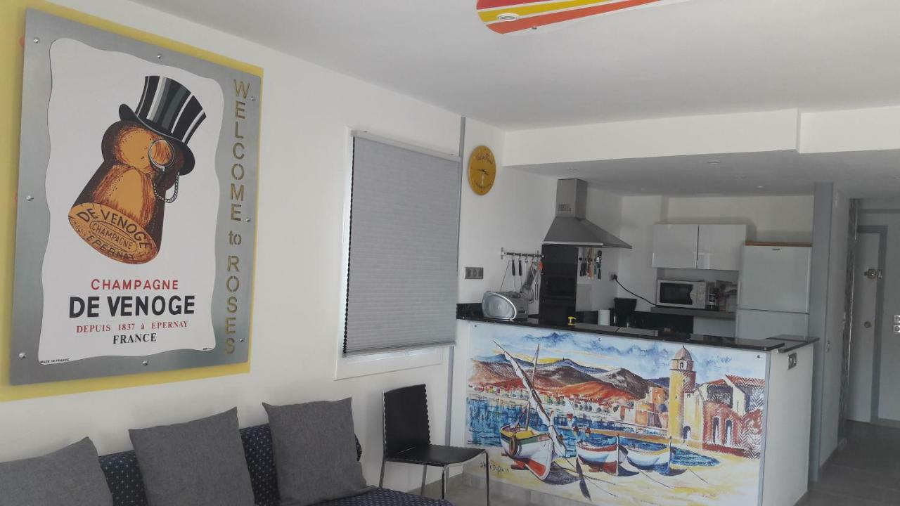 Residencia Platja De Roses Apartment Exterior foto